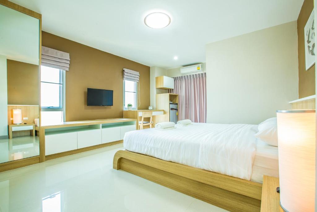  Luxury Apartment for Rent in The Key Sathorn-Charoenraj