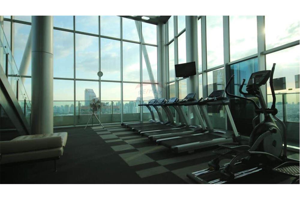 Condo Rhythm Ratchada - Huai Khwang for Sale and Rent