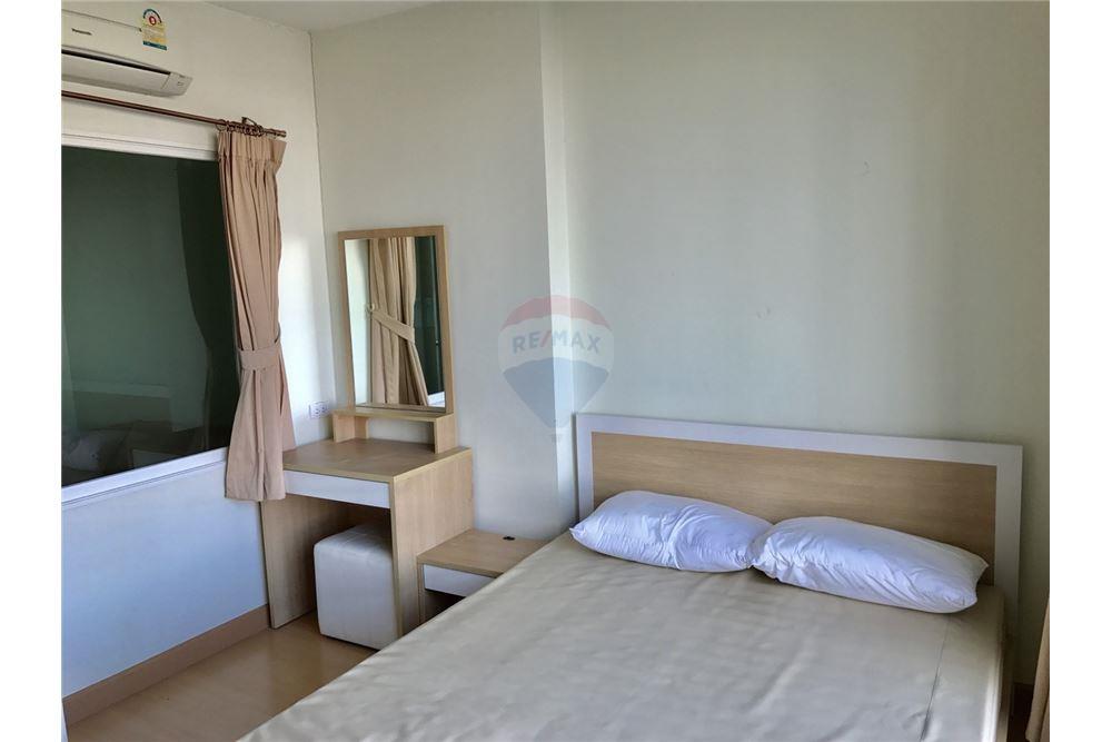 Life @ Ratchada - Huay Kwang for Sale and Rent Condo