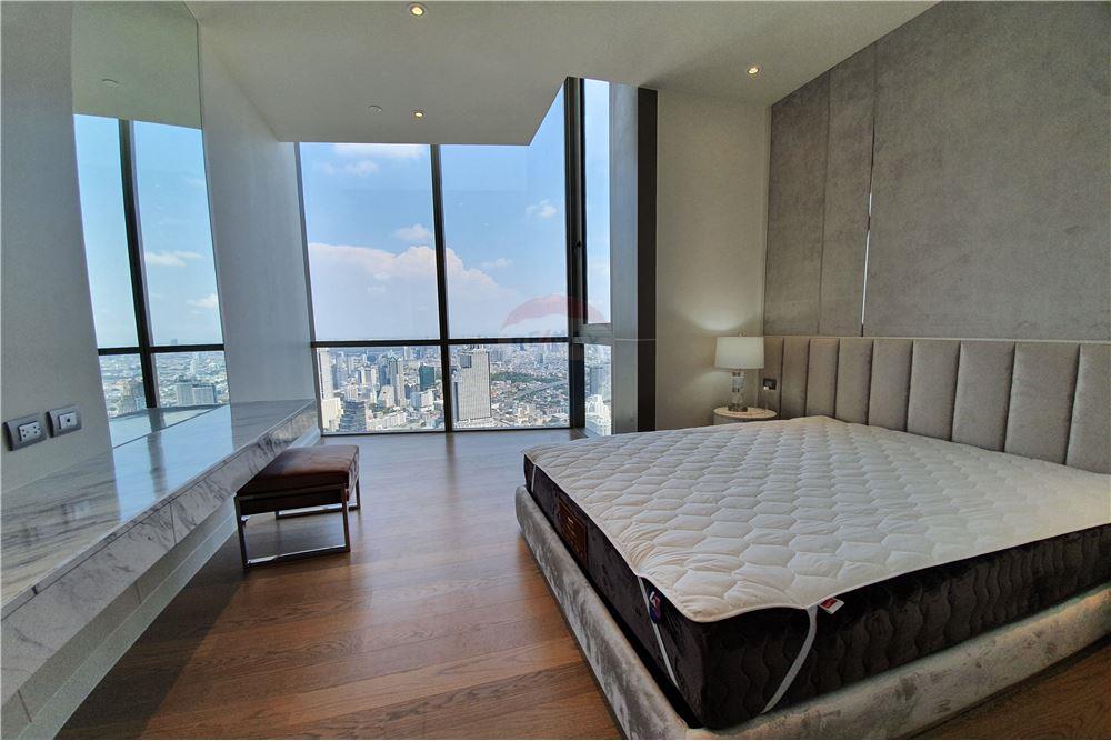 Magnolias Waterfront Residences for Sale Rent Condo