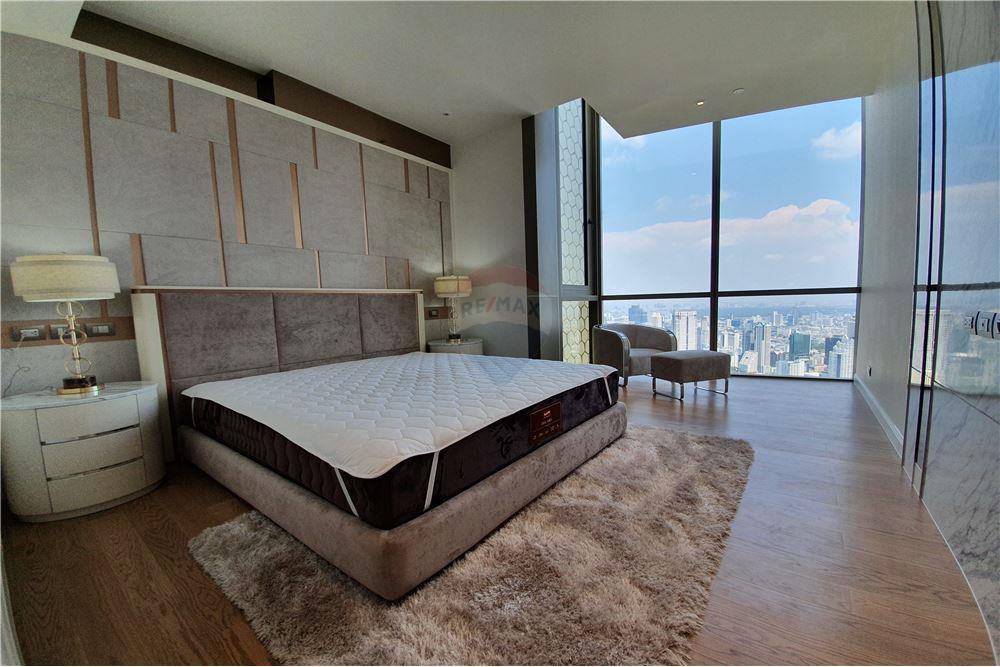 Condo by Magnolias Waterfront Residences for Sale and Rent