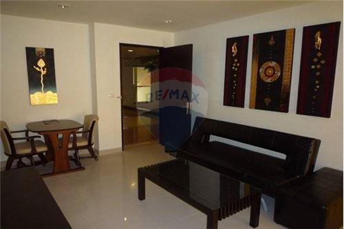 The Address Sukhumvit 42 by AP for Sale and Rent Condo