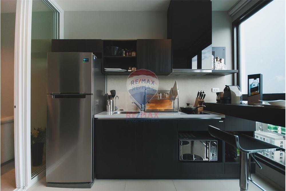 for Sale and Rent Rhythm Condo Sukhumvit 44/1 by AP