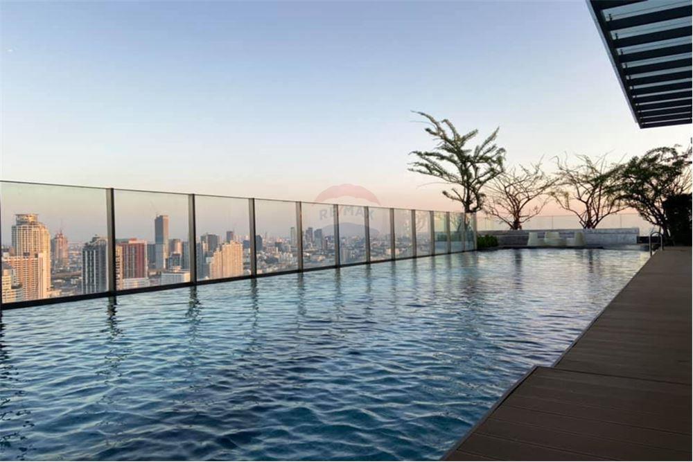 由 AP 出售和出租的 Rhythm Sukhumvit 42 公寓