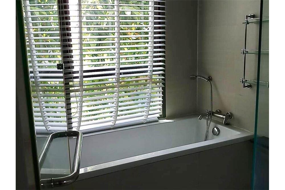 คอนโดซีนิธเพลส สุขุมวิท 42 ขายและให้เช่า