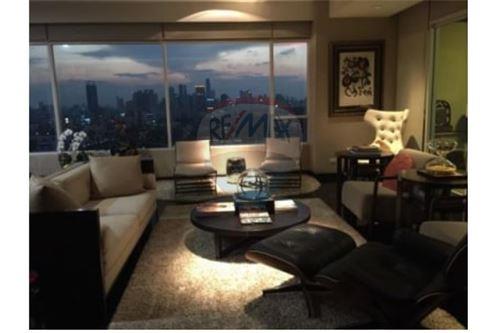 Condo on Sukhumvit Road Wilshire for Sale and Rent