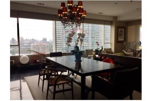 Wilshire Condo on Sukhumvit Road for Sale and Rent