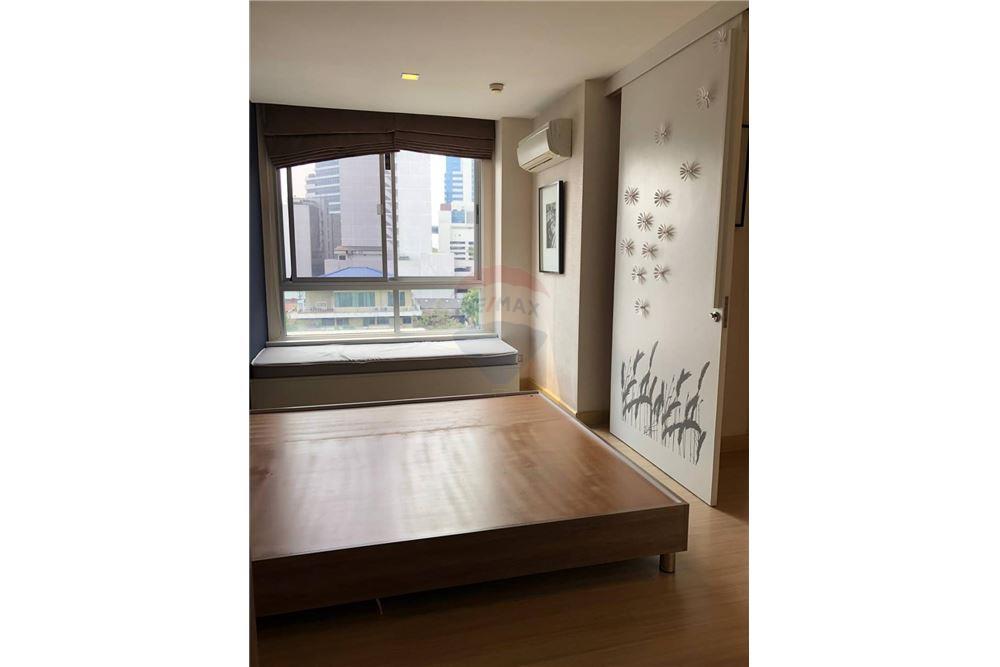 Tree Condo Sukhumvit 50 on Sukhumvit Road Condo for Sale and Rent