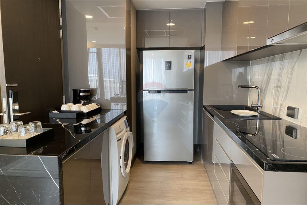 Condo on Sukhumvit Road Siamese Queens for Sale and Rent