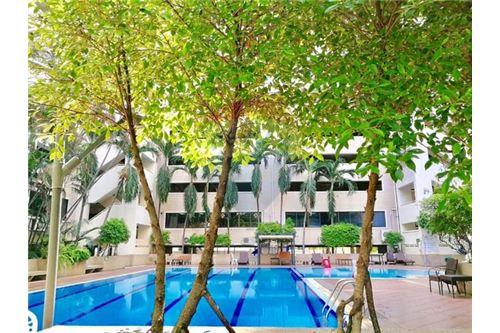 Condo on Sukhumvit Road Saranjai Mansion for Sale and Rent