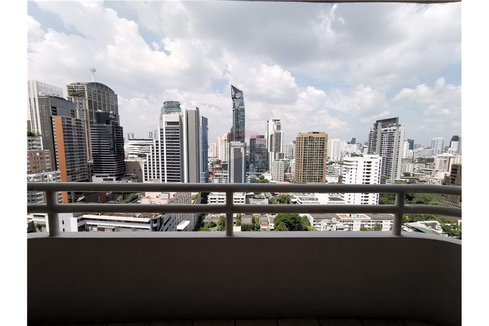 for Sale and Rent Condo Regent on the Park 1 on Sukhumvit Road
