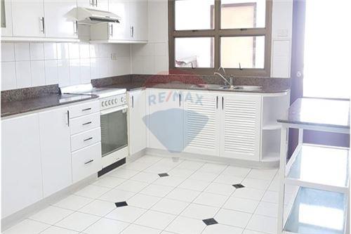 Condo Regent on the Park 1 on Sukhumvit Road for Sale and Rent