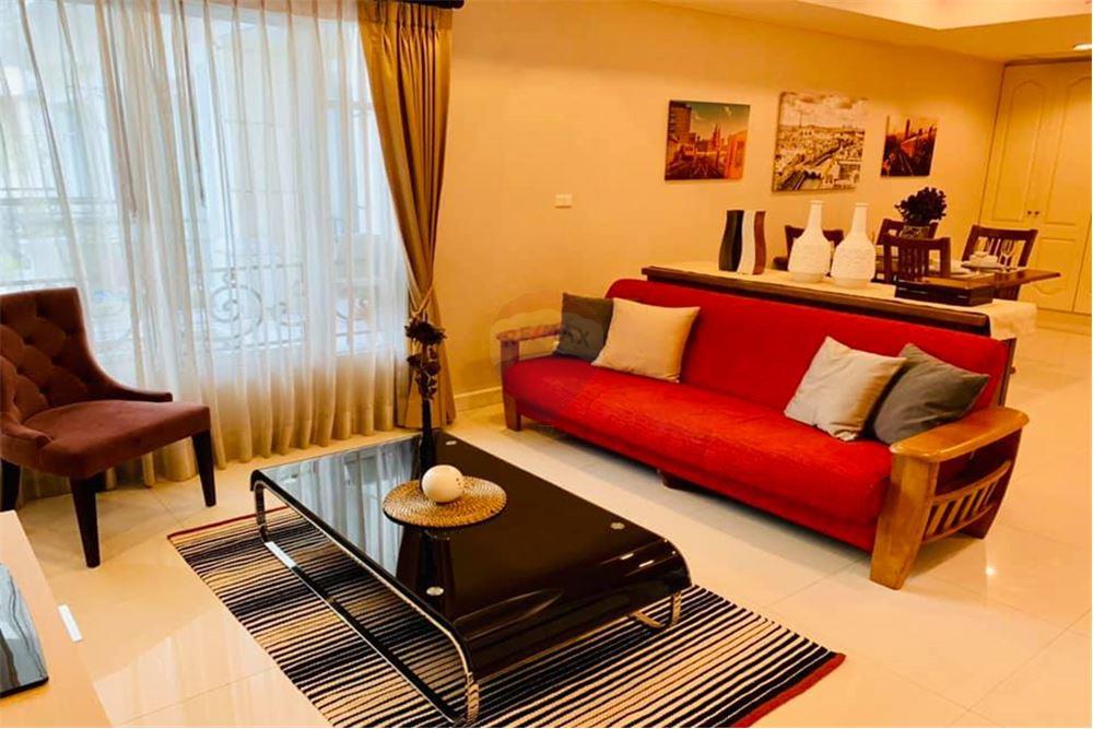 for Sale and rent Condo La Vie En Rose Place by National Union