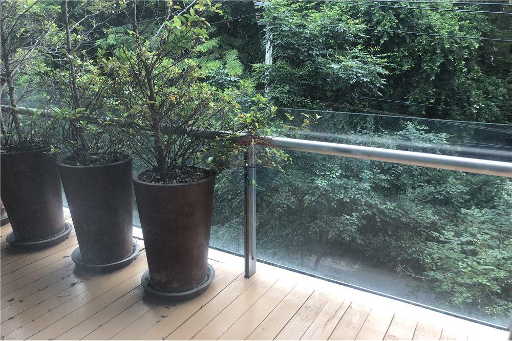Cinkara Condo ขายและให้เช่า Ficus Lane