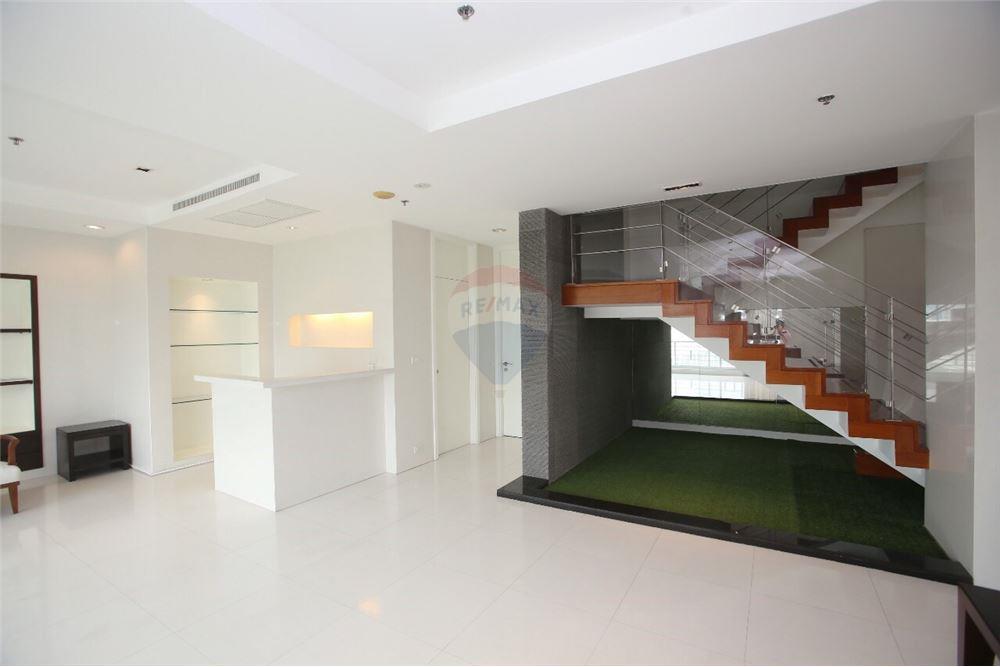 Royal Residence Park Condo for Sale and Rent