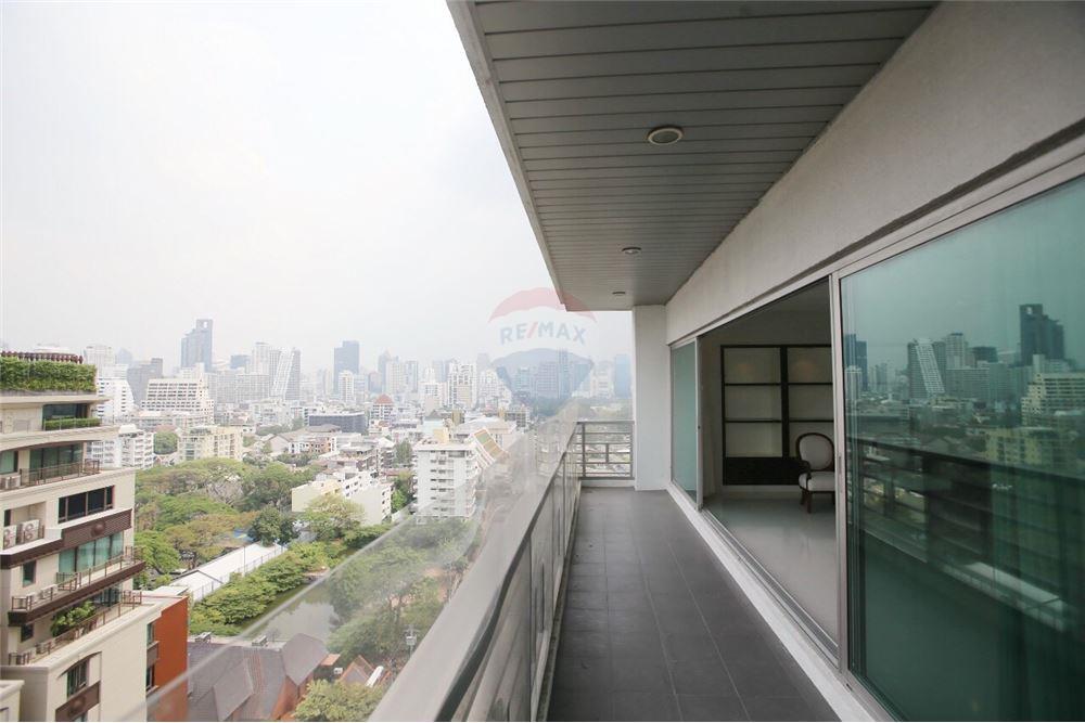 Royal Residence Park Condo for Sale and Rent