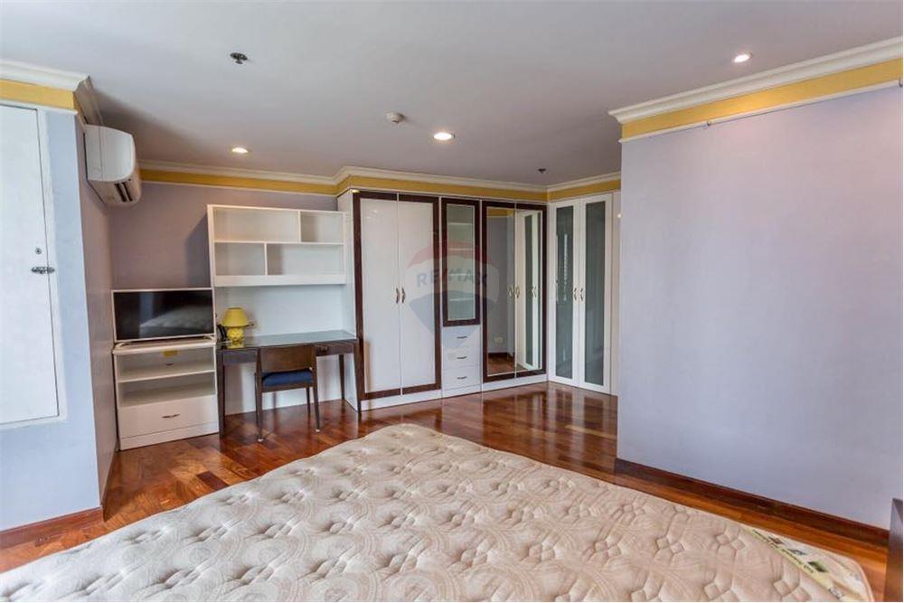 Condo Urbana Langsuan 出售和出租