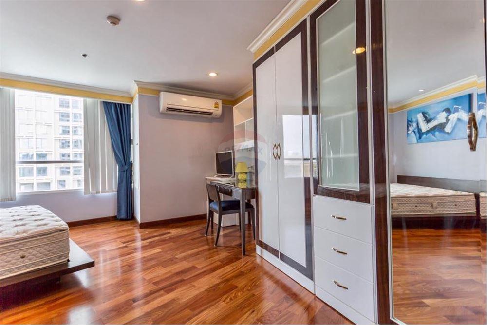 Urbana Langsuan Condo 出售和出租