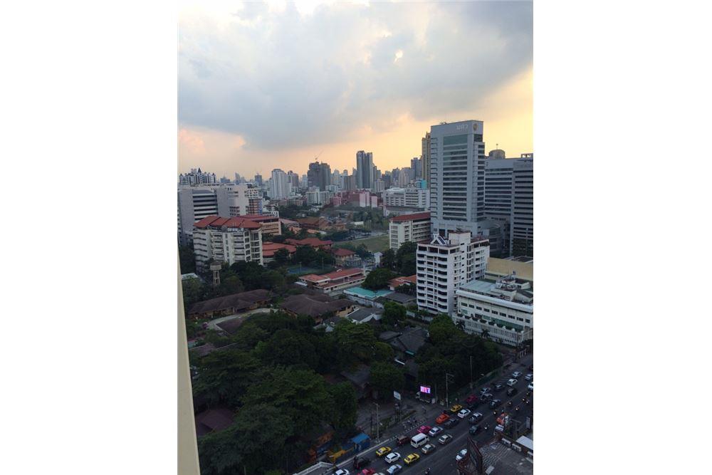 คิว อโศก ขายและให้เช่าคอนโด