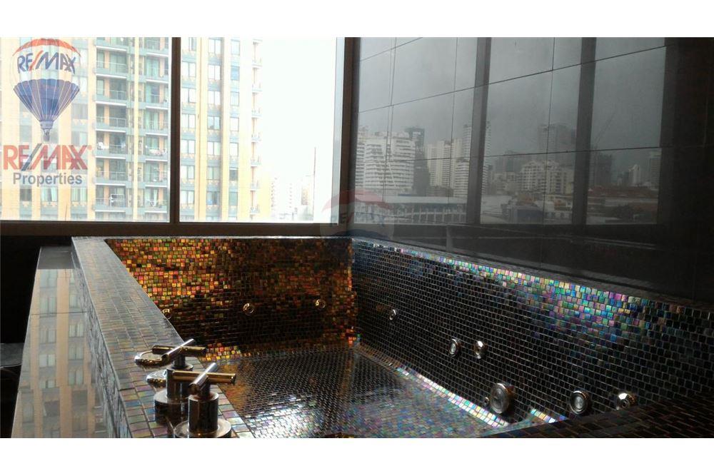 คิว อโศก คอนโด ขาย เช่า