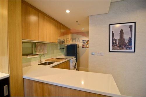 Condo Villa Asoke for Sale and Rent 