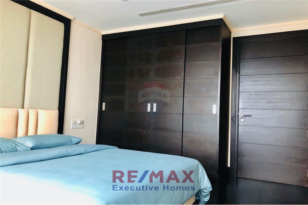 Condo Ascott Sathorn for Sale and Rent