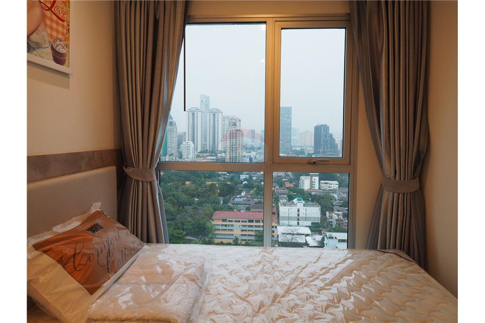 Rhythm Sathorn - นราธิวาส คอนโด ขาย เช่า