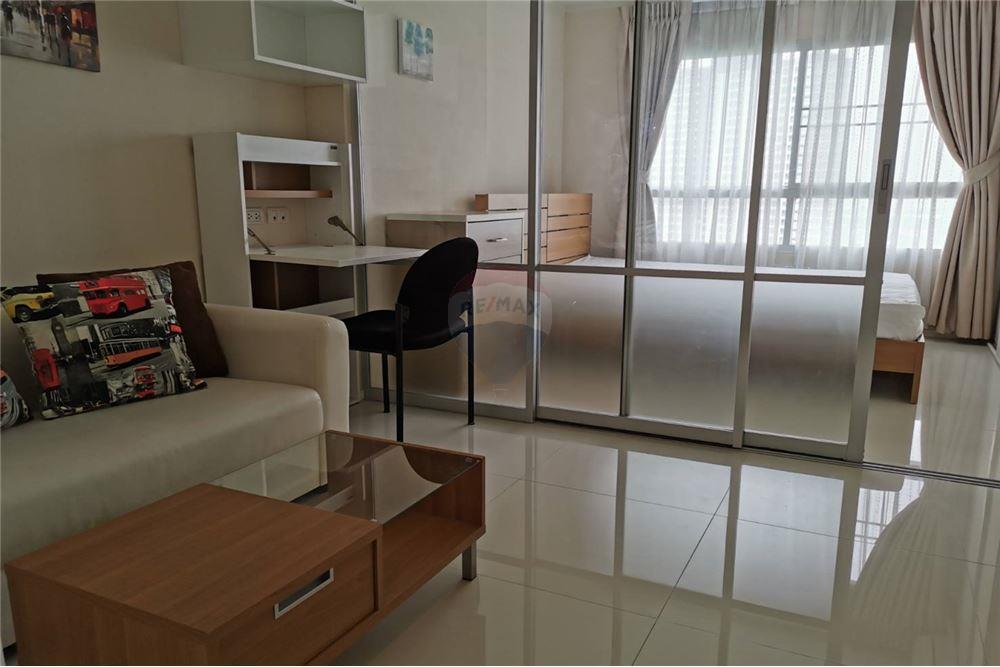 condo for sale Lumpini Place Srinakarin