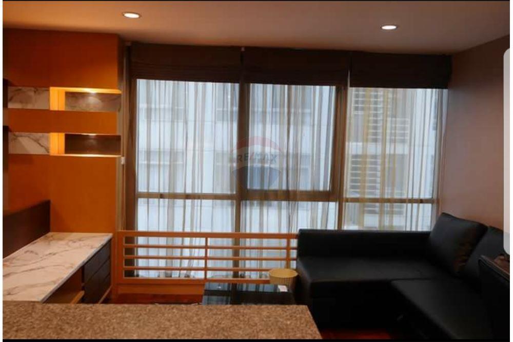 Asoke Place for Sale and Rent Condo