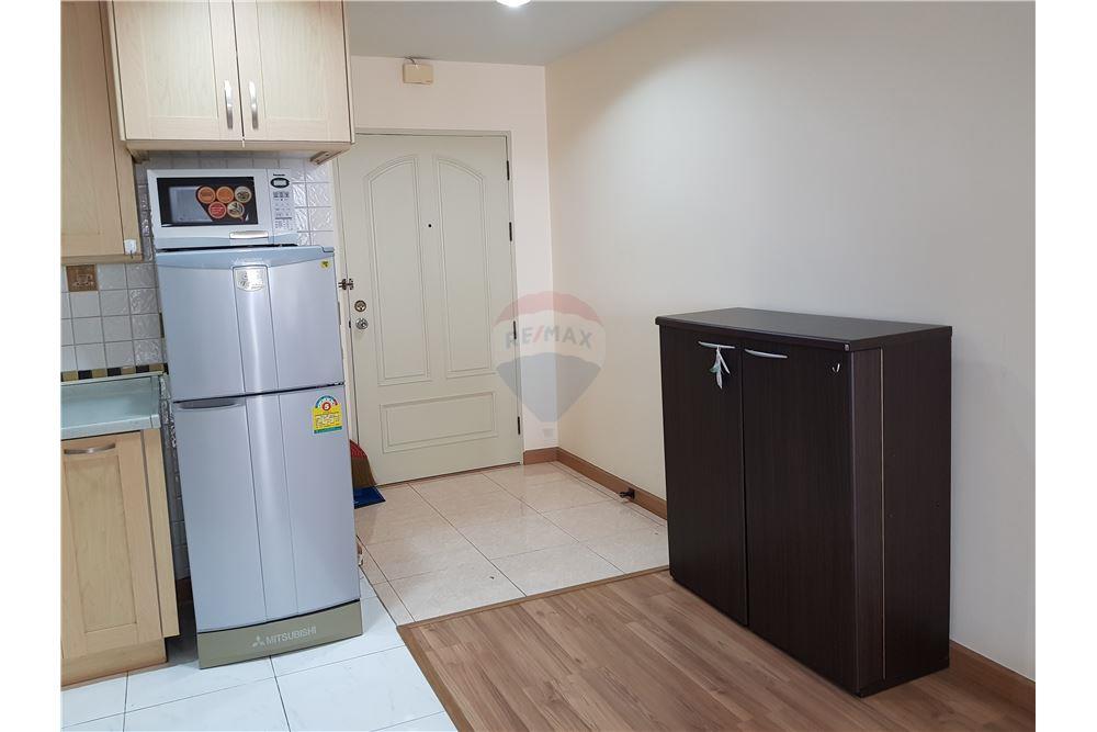 Asoke Place Condo for Sale and Rent