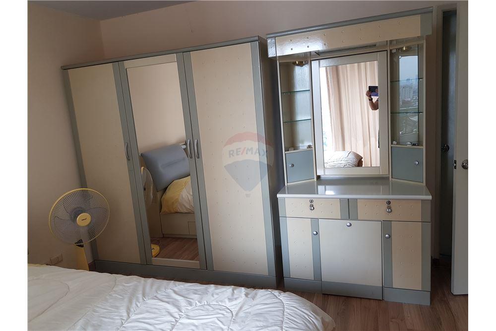 Condo for Sale and Rent Asoke Place