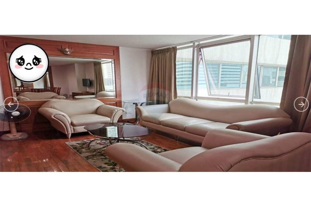 Asoke Place Condo for Sale and Rent