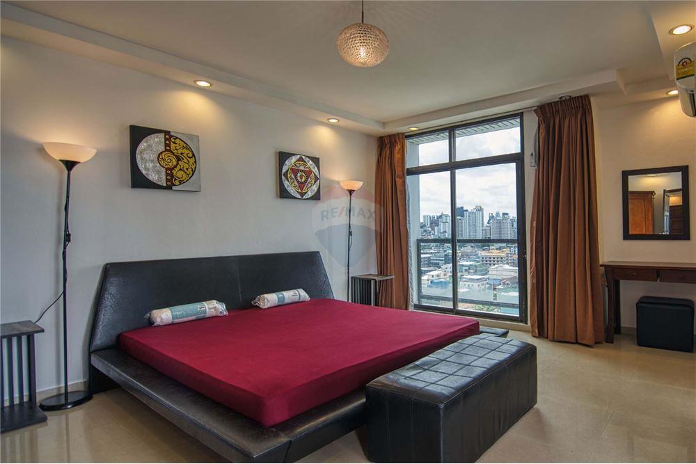 Condo J.C. Tower for Sale and Rent