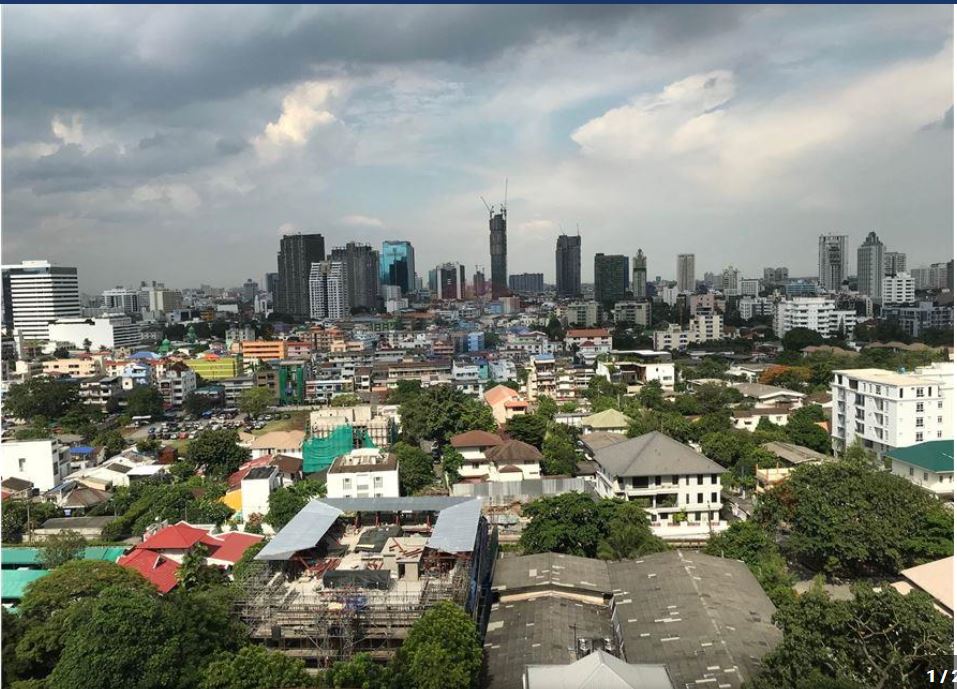Condo Supalai Place for sale and rent