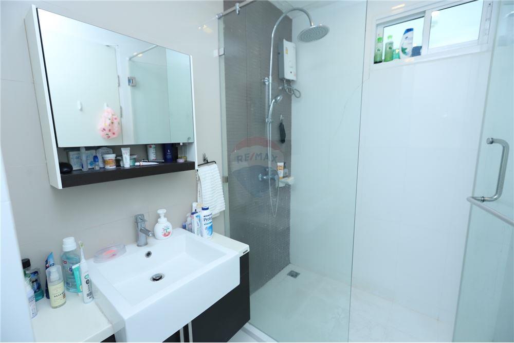 for Sale and Rent Condo The Bloom Sukhumvit 71