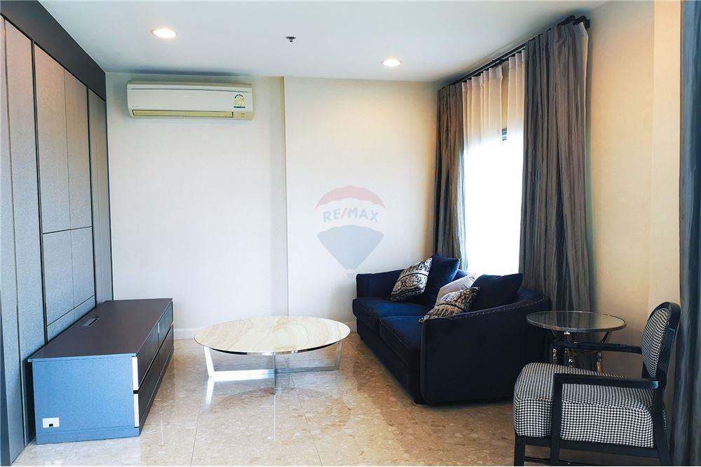 The Crest Sukhumvit 34 Condo for Sale and Rent