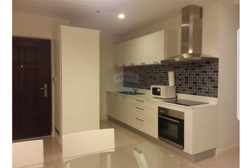 for Sale and Rent Condo The Prime 11