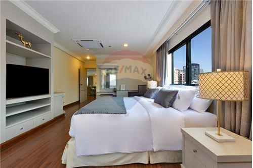 Condo for Sale and Rent G.P. Grande Tower