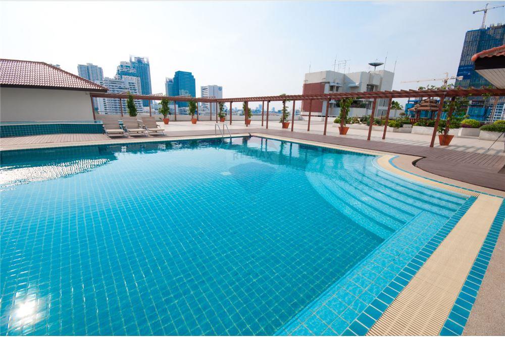 ขายและให้เช่าคอนโด สุขุมวิท ลิฟวิ่งทาวน์