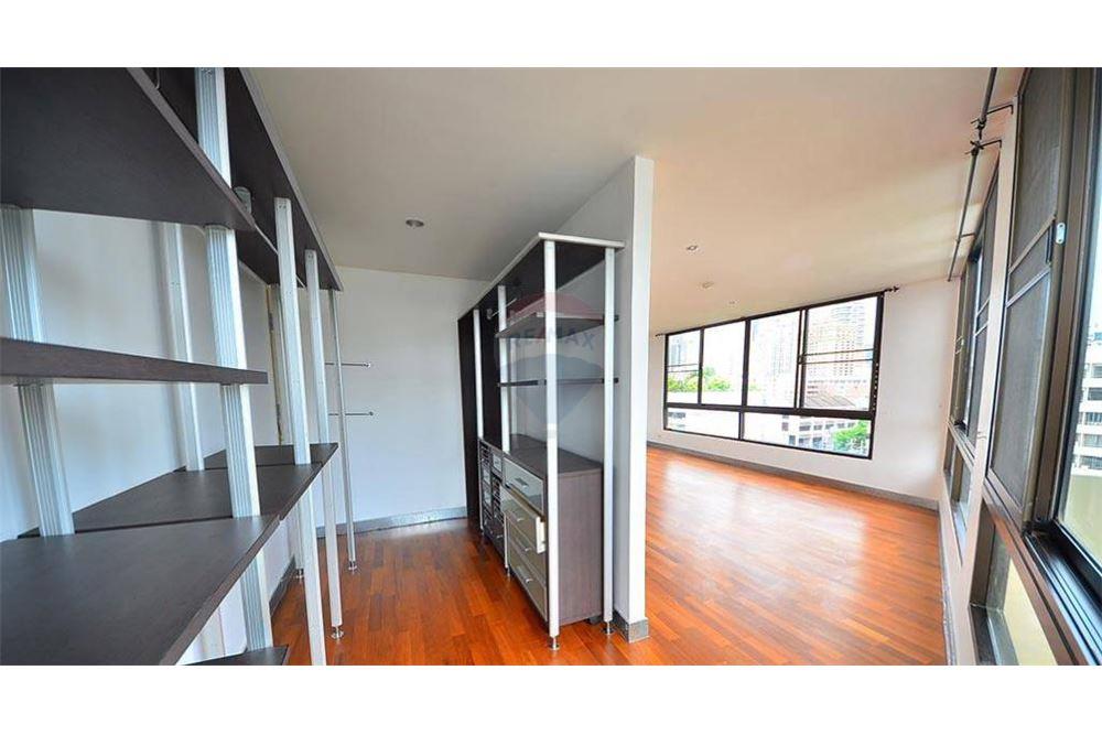 Prime Mansion Promsri for Sale and Rent Condo