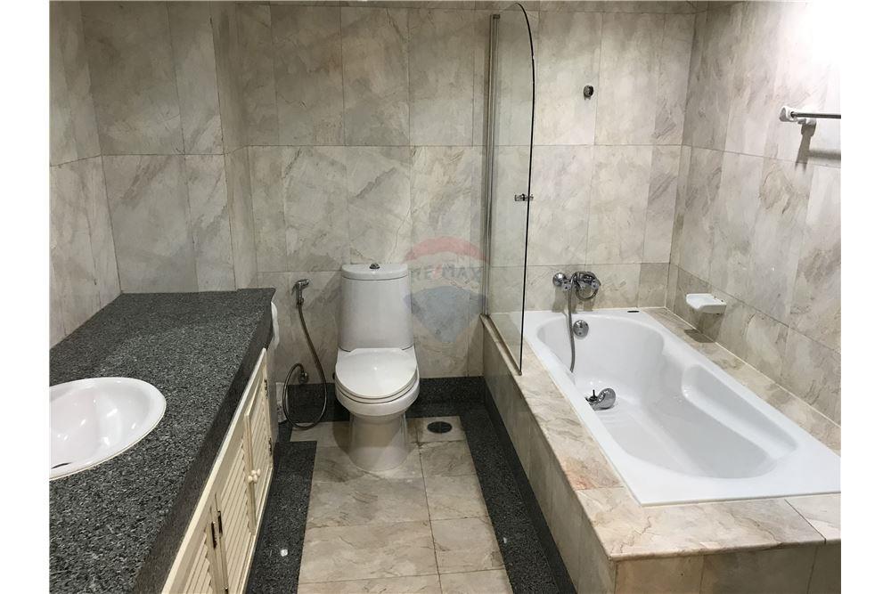 for Sale and Rent Condo Prime Mansion Promsri