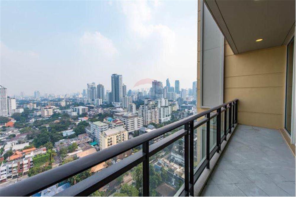 คอนโด Royce Private Residences ขายและให้เช่า