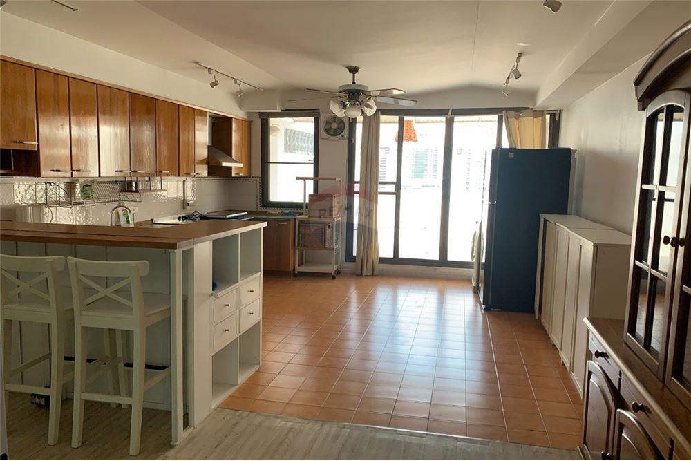 Royal Castle Condo for Sale and Rent