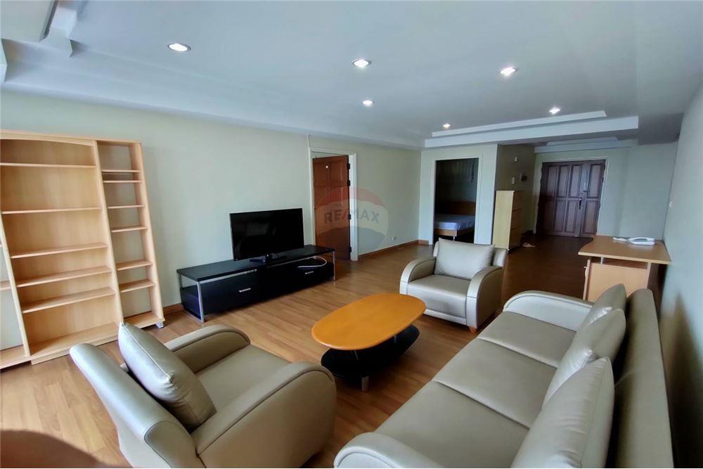 for Sale and Rent Condo Royal Castle