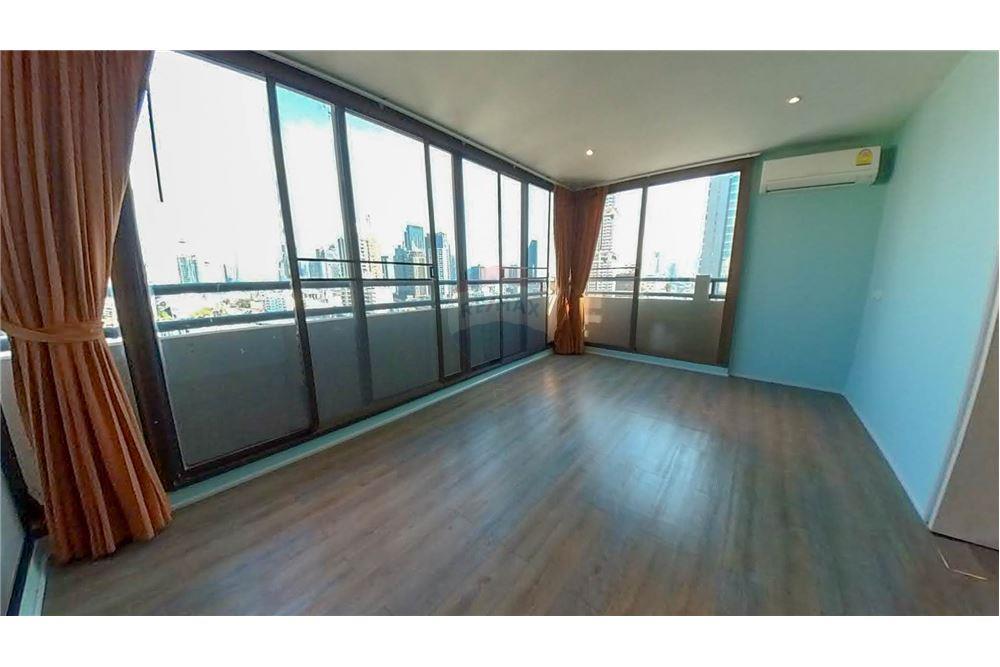 Condo for Sale and Rent Acadamia Grand Tower