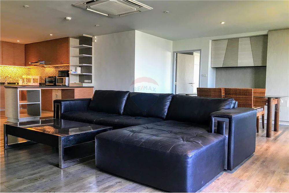 Acadamia Grand Tower for Sale and Rent Condo