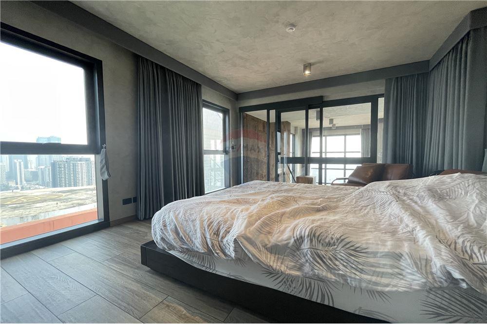 for Sale and Rent The Lofts Asoke Condo by Raimond Land