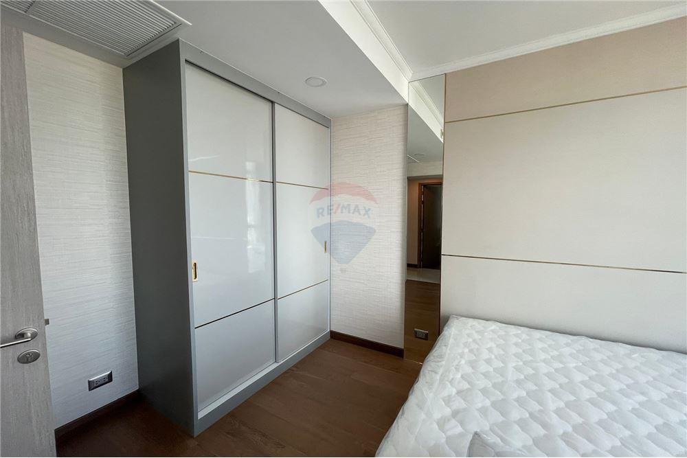 Supalai Oriental Sukhumvit 39 Condo for Sale and Rent