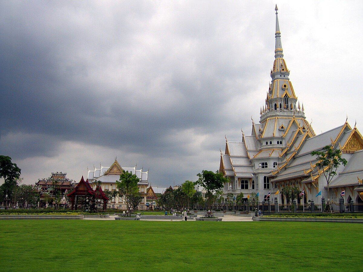 พระพิฆเนศองค์ใหญ่สีชมพู ณ วัดสมานรัตนาราม แหล่งศรัทธาและท่องเที่ยวสำคัญ