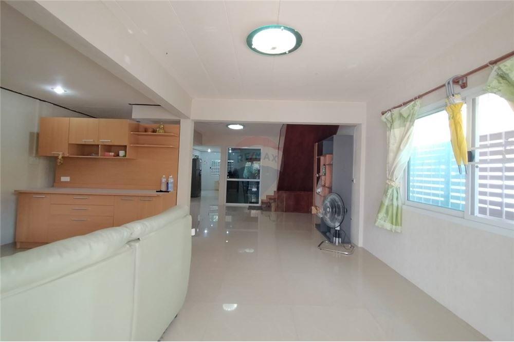  North-East, Nong Bua Lamphu English - Thailand 2